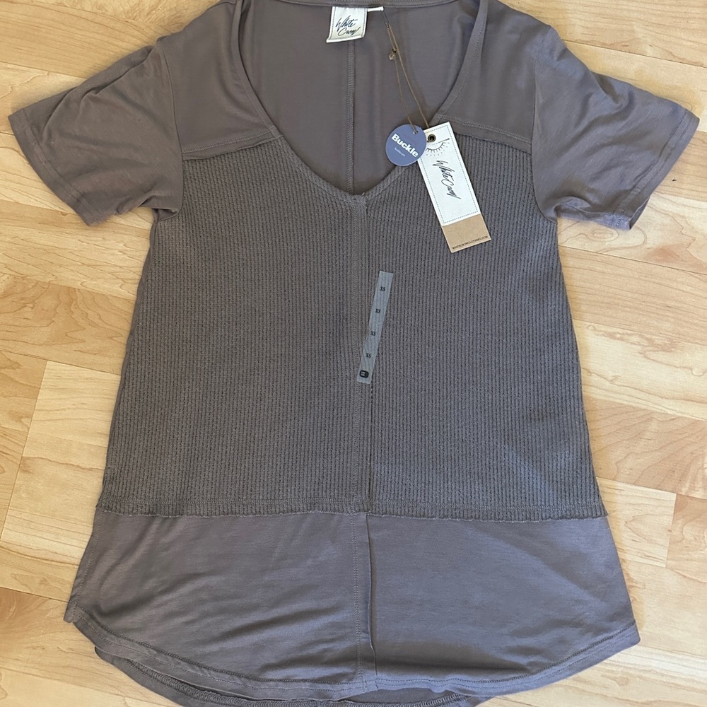 Never Worn - New With Tags - Pebble Grey Pieced V-Neck Tshirt by White Crow